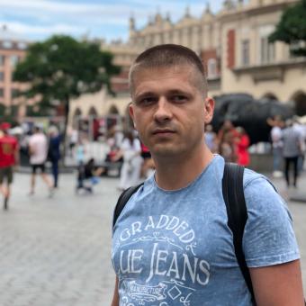 Ruslan M, Senior iOS Developer